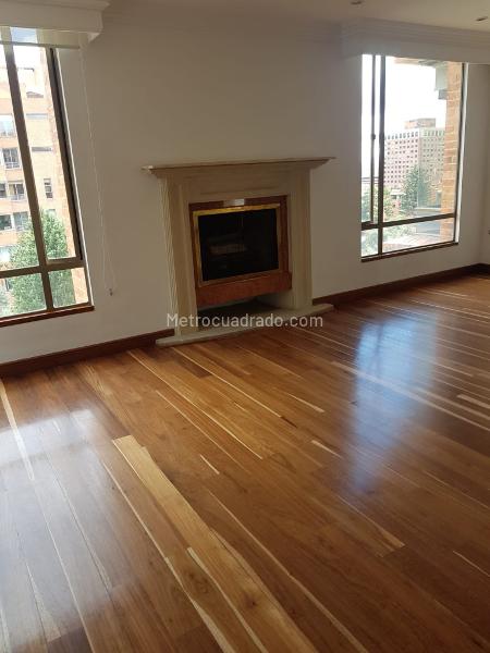 Apartamento En Arriendo, Los Rosales - Imagen 1